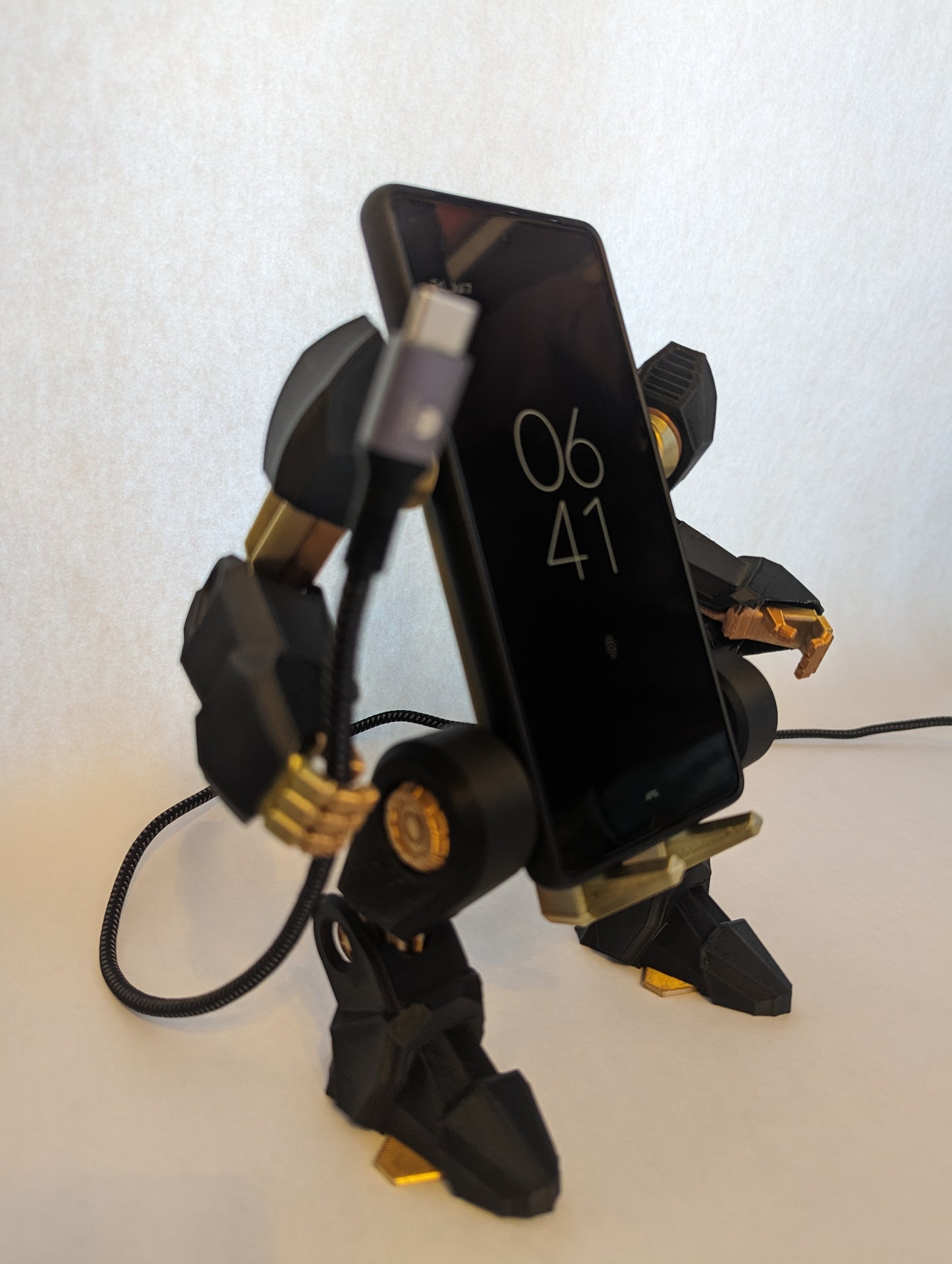 Exo-Suit Mecha Phone Holder