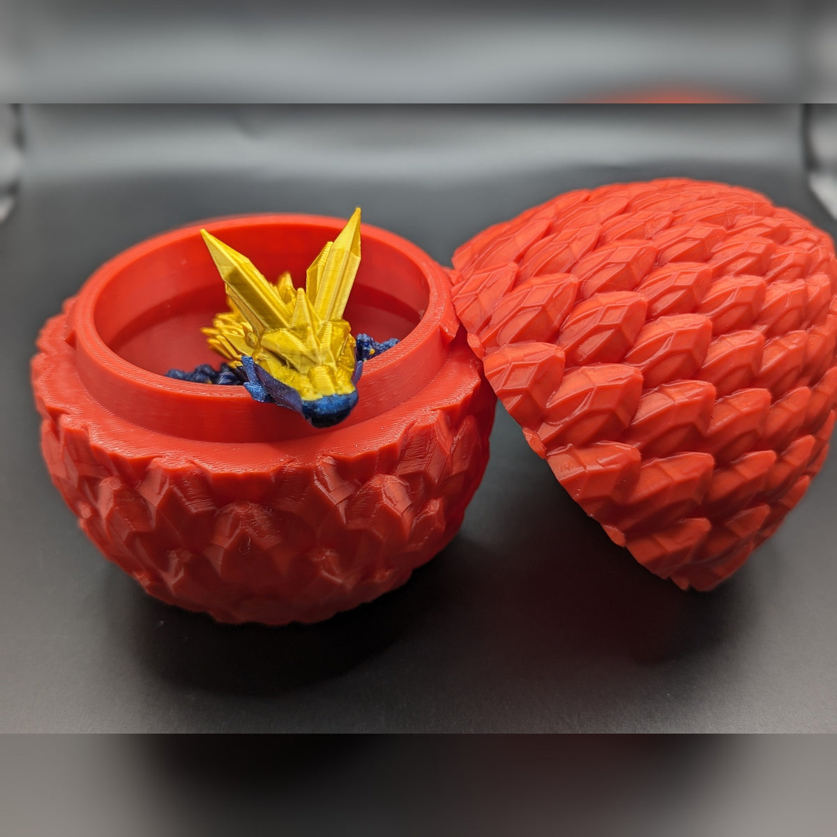 Mystical Dragon Egg - Surprise Dragon Holder